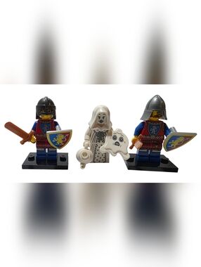 Lego Minifigure Knights and White Ghost Minifigure Trio